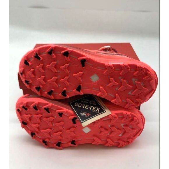 Women's Puma Voyage Nitro 3 GTX Astro Red Running Shoes Size 6.5 - Picture 6 of 6